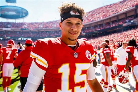 How much does Patrick Mahomes get paid on the Chiefs? Exploring QB’s $503M 10-year contract ...