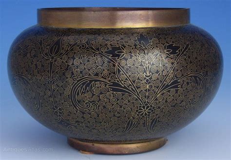 Antique Chinese Cloisonne Bowl Signed Lao Tian Li | Cloisonne, Antiques, Antique ceramics
