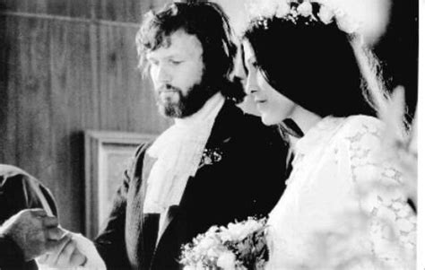 Kris and Rita | Kris kristofferson, Rita coolidge, Stone fox bride