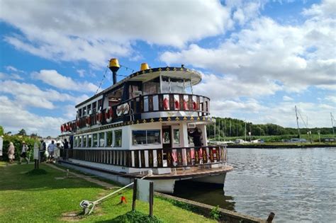 Bure Valley Railway & Mississippi Paddleboat Steamer - book tickets & travel with Shaws of Maxey.