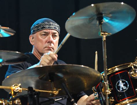 Metallica's Lars Ulrich Pays Tribute to Rush Drummer Neil Peart ...