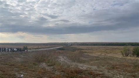 At Kazakhstan’s border the cars of russian mobilization escapees ...