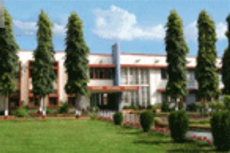 Sainik School, Satara, Satara: Admission, Fee, Affiliation