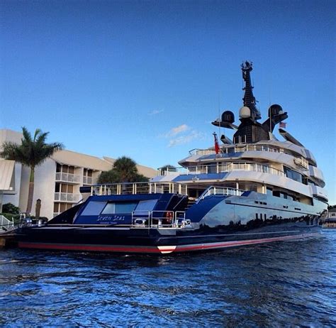 Steven Spielberg's Yacht "SEVEN SEAS" Photo by @sweetwaterpete | Yacht design, Super yachts ...