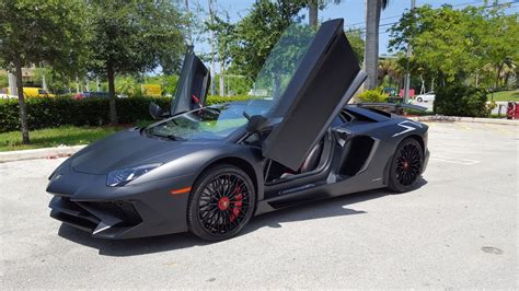 Arriba 87+ imagen lamborghini aventador matte black - Abzlocal.mx