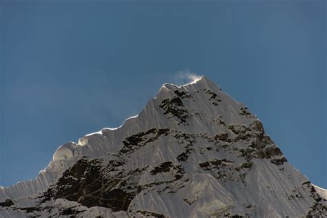 Premium Photo | Trekking in nepal, himalayas