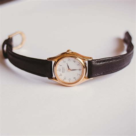 Women's 2Y01-0A10 Seiko Watch | Classic Vintage Ladies Quartz Watch ...