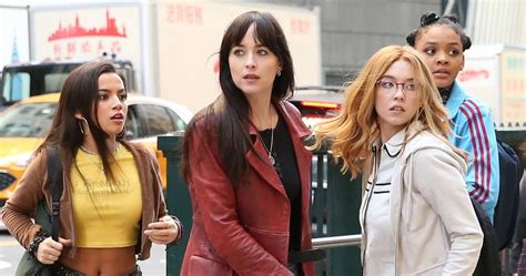 Madame Web Posters Offer New Look at Dakota Johnson's Cassandra Webb and Spider-Man Universe ...