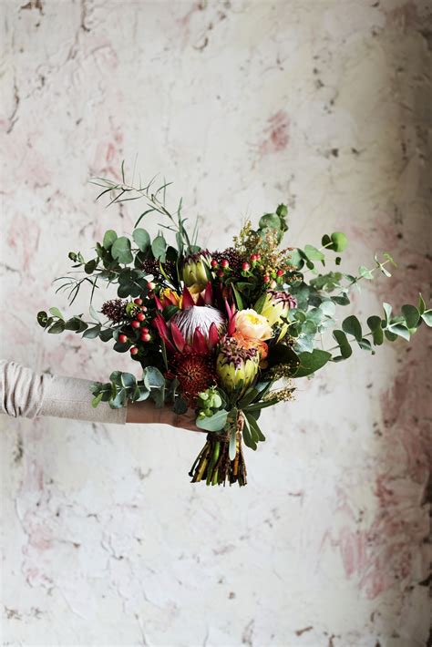 Woman Hands Holding Beautiful Flowers | Premium Photo - rawpixel