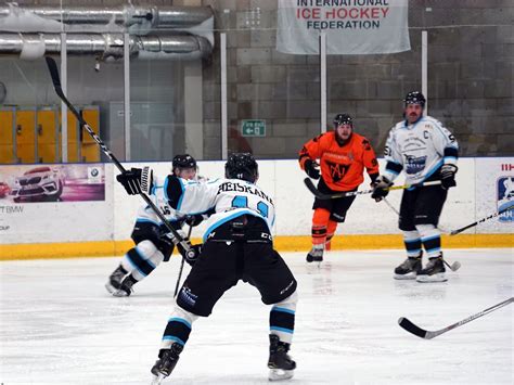 Solway Sharks overcome complacent spells to maintain perfect record - SIHA Scottish Ice Hockey ...