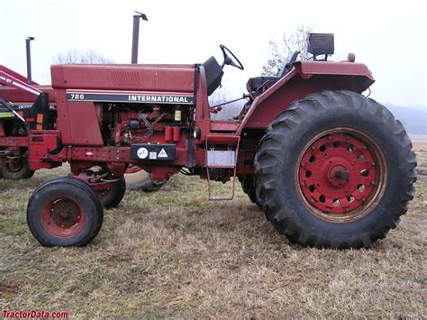 TractorData.com International Harvester 786 tractor photos information