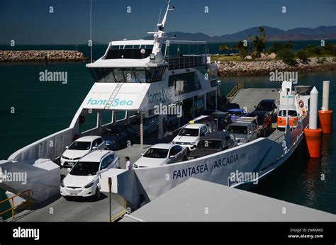 Magnetic Island , passenger ferry terminal Stock Photo - Alamy