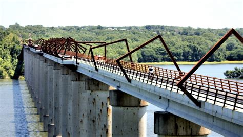 Driving through this Iowa trestle bridge is like traveling into an alternate dimension