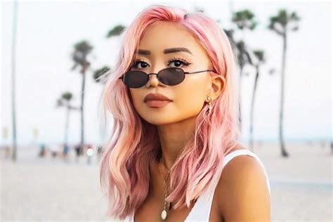 40 Adorable Ideas On How To Pull Off Pastel Pink Hair