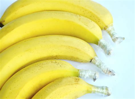 The Simple Trick That Keeps Bananas Fresh — Eat This Not That