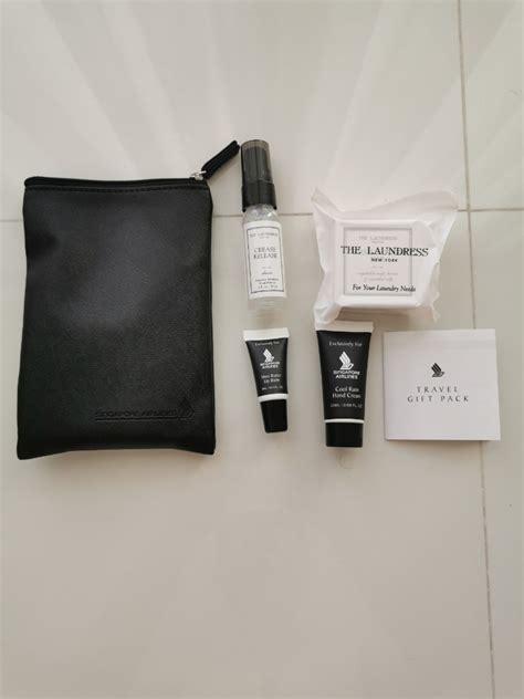 Singapore Airlines Business Class Amenities Kit, Hobbies & Toys, Travel, Travel Essentials ...