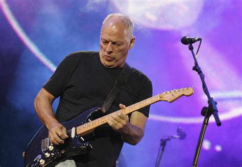 Musica - David Gilmour, chitarrista dei Pink Floyd, torna a Pompei 45 anni dopo - Radionorba