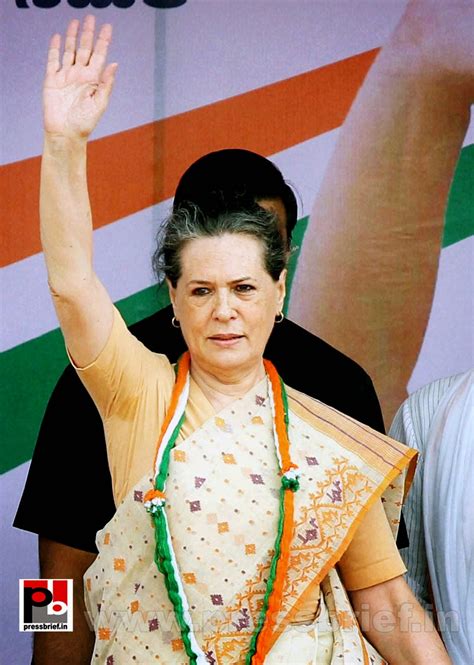 Sonia Gandhi the Leader: Sonia Gandhi in Karnataka; says PM has full support of the Congress