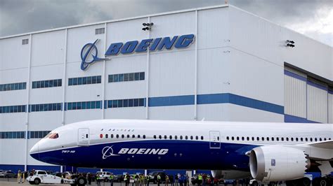 Boeing stock turns up to lead the Dow's winners after WSJ report United ...