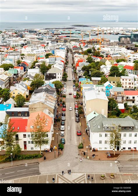 Shopping street laugavegur reykjavik iceland hi-res stock photography ...