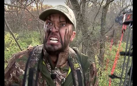 Luke Bryan's Deer Hunting Reactions are Hilarious [Video]