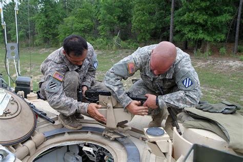 'Panther' team named 2014 Sullivan Cup Best Tank Crew | Article | The United States Army