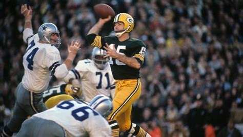 50 years ago, Starr shined in epic NFL title game