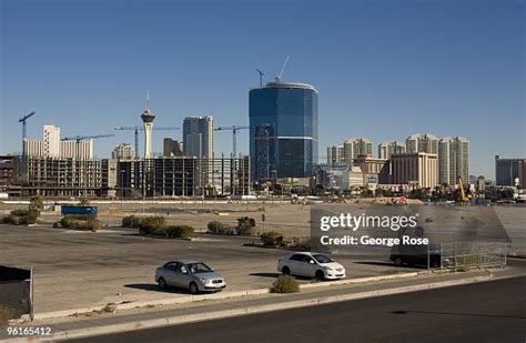 Las Vegas Strip Malls Photos and Premium High Res Pictures - Getty Images