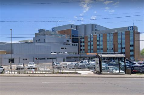 Burlington hospital building temporary COVID-19 unit | Toronto Sun