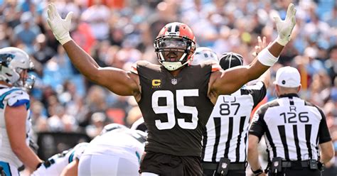 Browns' Myles Garrett in accident, injuries not life-threatening - CBS ...