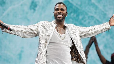 Prepare Your Dance Moves, Jason Derulo Is Going To Drop New Music In The Next Few Months