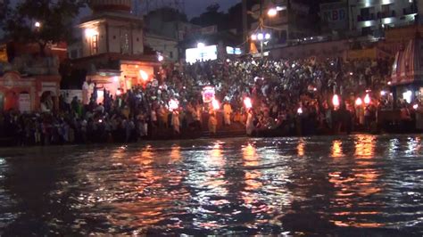 Maa Ganga Aarti Live in Haridwar, Haridwar Ganga Aarti | Haridwar ...