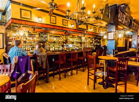 Green dragon tavern boston hi-res stock photography and images - Alamy