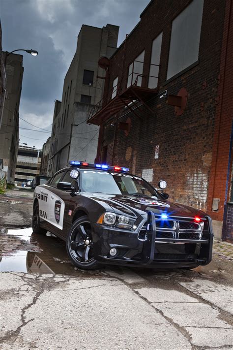 Law Enforcement Agencies Demanding 2014 Dodge Charger Pursuit AWD