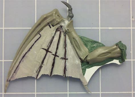 WarFrog's Hobby Blog: Custom Tyranid Hive Tyrant Wings Pt. 3