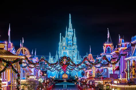 Wallpaper : Christmas, Disney, disneyworld, wdw, waltdisneyworld, magickingdom, mainstreetusa ...