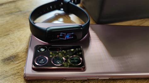 Fitbit Luxe Review - CGMagazine