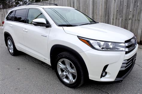 Used 2019 Toyota Highlander Hybrid Limited Platinum AWD For Sale ...