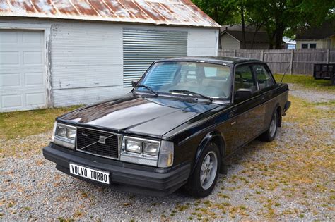 Daily Turismo: Boxy But Good: 1983 Volvo 242 Turbo 5-Speed