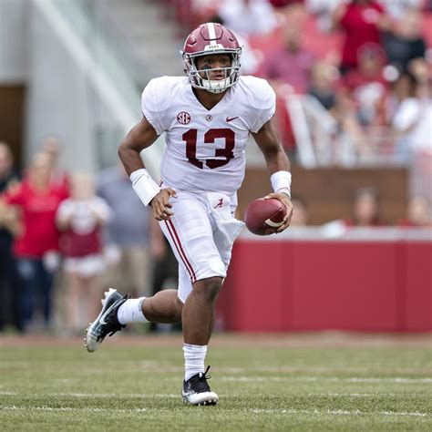 Tua Tagovailoa Leaves Game vs. Missouri After Suffering Knee Injury ...