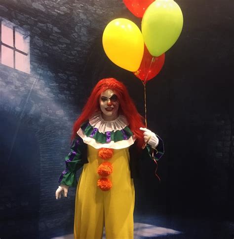 Inspiration & accessories for your DIY Pennywise halloween costume idea #pennywise # ...