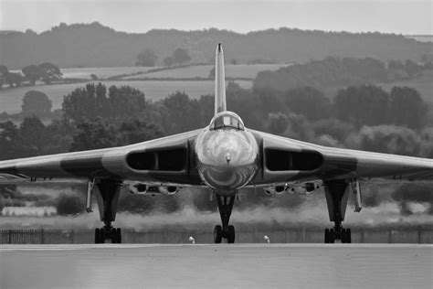 VULCAN XH558 TO HOWL FOR THE VERY LAST TIME — European Airshows