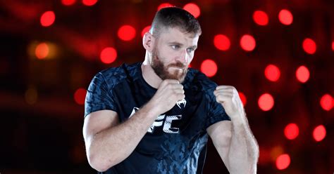 Who is Jan Blachowicz and Why You Should Watch Him at UFC 267 - The Manual