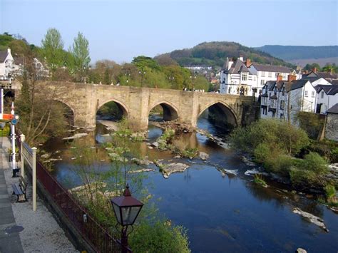 Llangollen, Wales. Possibly the loveliest country I've ever been to ...