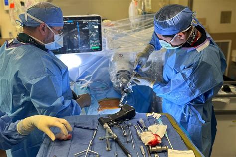 FSA Spine Surgeons Successfully Use Robotic Navigation Platform