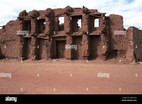 Dogon country : village of Bandiagara 1985 Stock Photo - Alamy