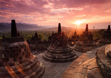 Candi Borobudur, Kemegahan Candi Buddha Terbesar Dunia - Tripcetera