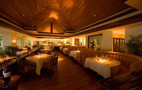 Bars and Restaurants in Honolulu Hawaii | The Kahala Hotel and Resort Dining