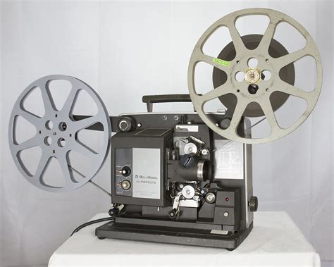 Bell & Howell Filmosound 535T 16mm sound movie projector | Flickr