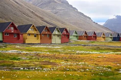 Longyearbyen Pictures | Download Free Images on Unsplash